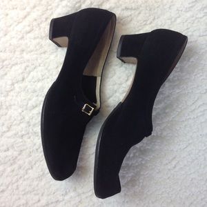 VINTAGE Ferragamo Black Suede Pumps- 9AAAA